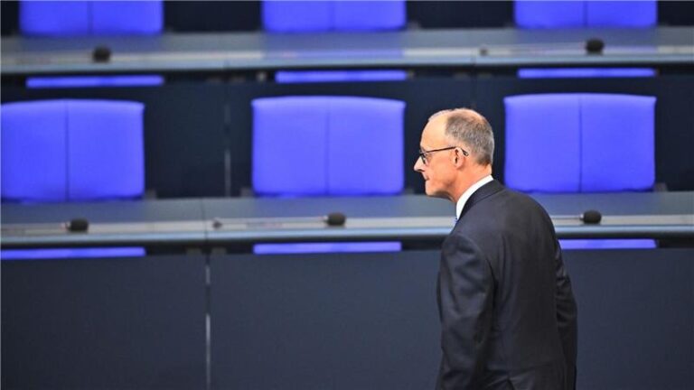 Friedrich Merz scheitert im ersten Wahlgang: Reaktionen von Spott bis Sorge